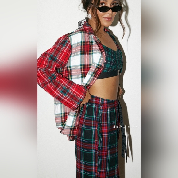 Victoria's Secret Red Plaid Pajama Set - Picture 4 of 5